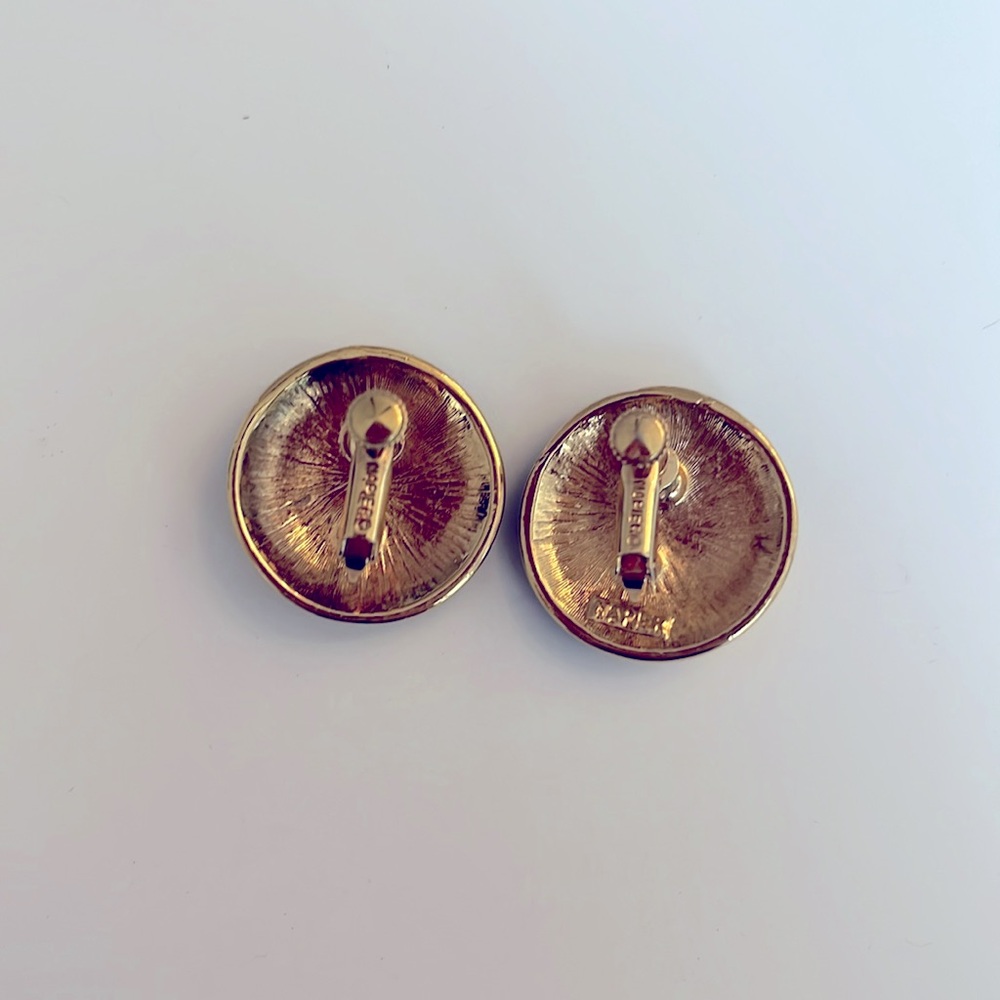 NAPIER GOLD BLACK VINTAGE CLIP ON ROUND EARRINGS - Picture 2 of 6